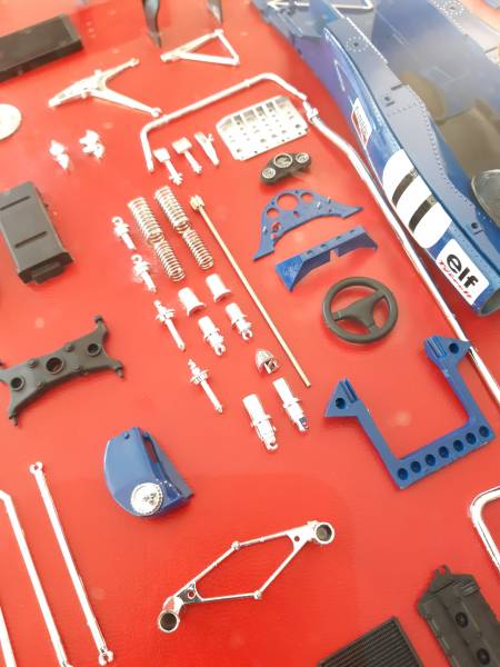 1/12 Maquette TYRRELL 003 MONACO 1971 présentation en éclaté en boite vitrine- piece unique