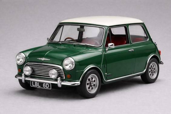 Maquette 1/24 Austin Mini Cooper 1275 MKI montée