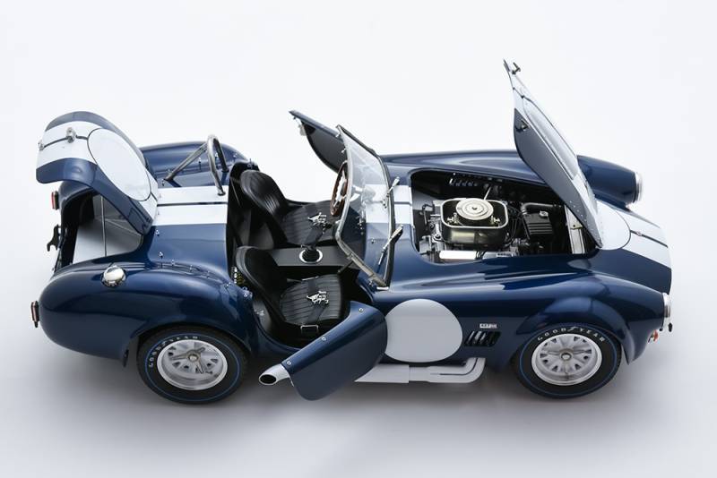 Maquette à monter 1/12 Cobra Daytona 1966 numéro 93 Model Factory Hiro K501