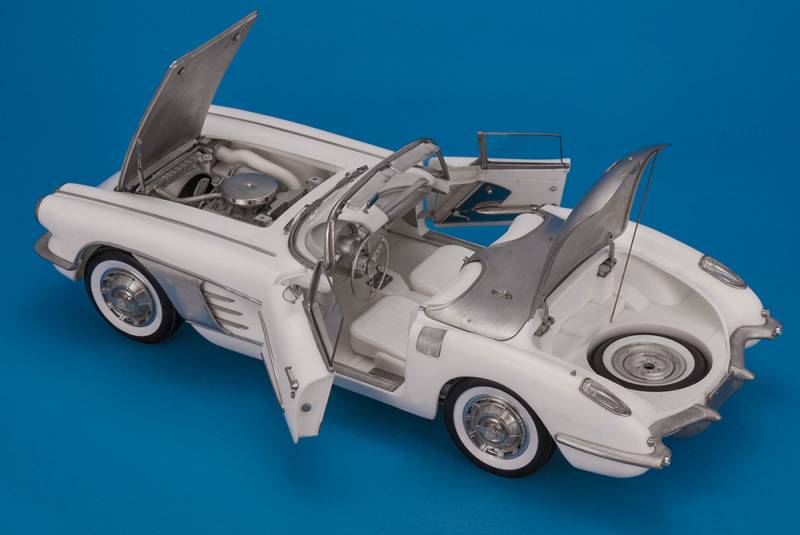 1/12 maquette en kit - CORVETTE C1 1960 - model factory hiro K829