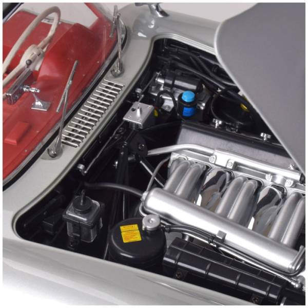 1/8 maquette à construire MERCEDES 300SL 1955 -IXO- IXO GRISE - Carosserie en métal déja peinte et vernie