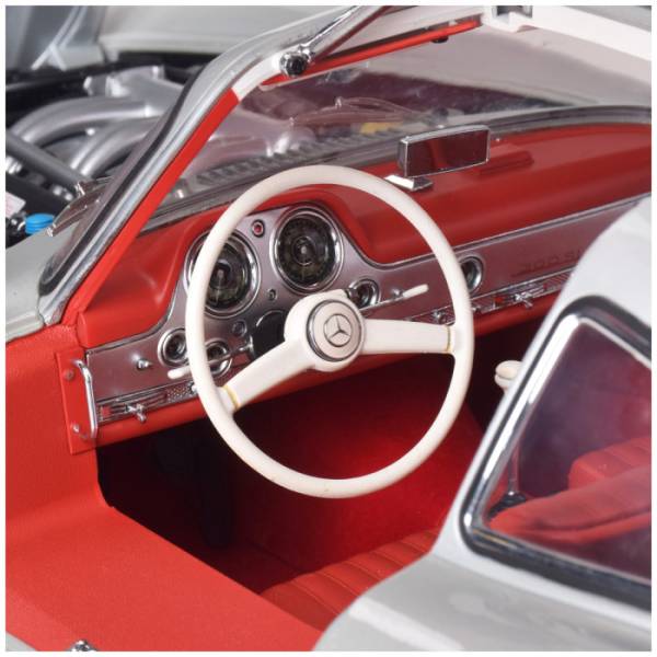 1/8 maquette à construire MERCEDES 300SL 1955 -IXO- IXO GRISE - Carosserie en métal déja peinte et vernie