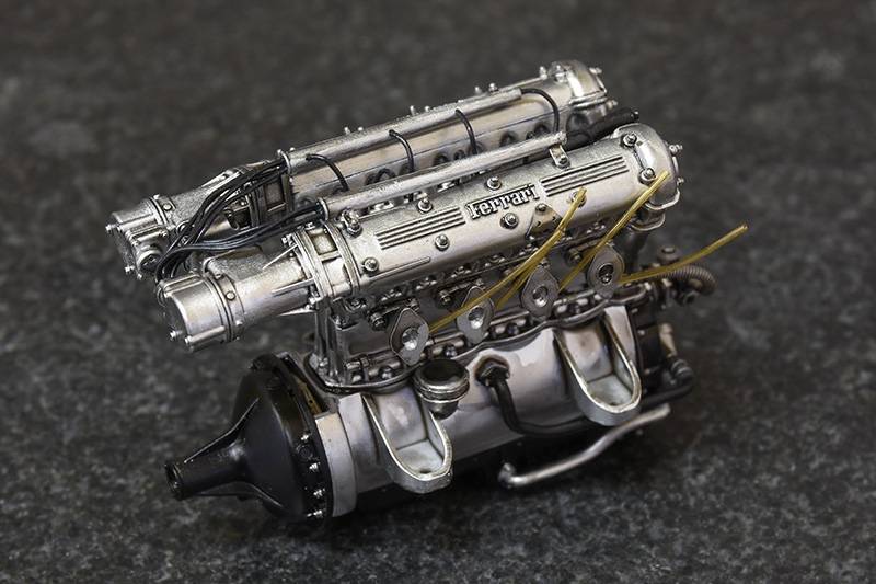 moteur maquette MFH k856 ferrari 500 F2