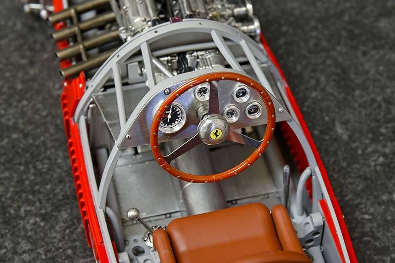 détail intérieur kit MFH k856